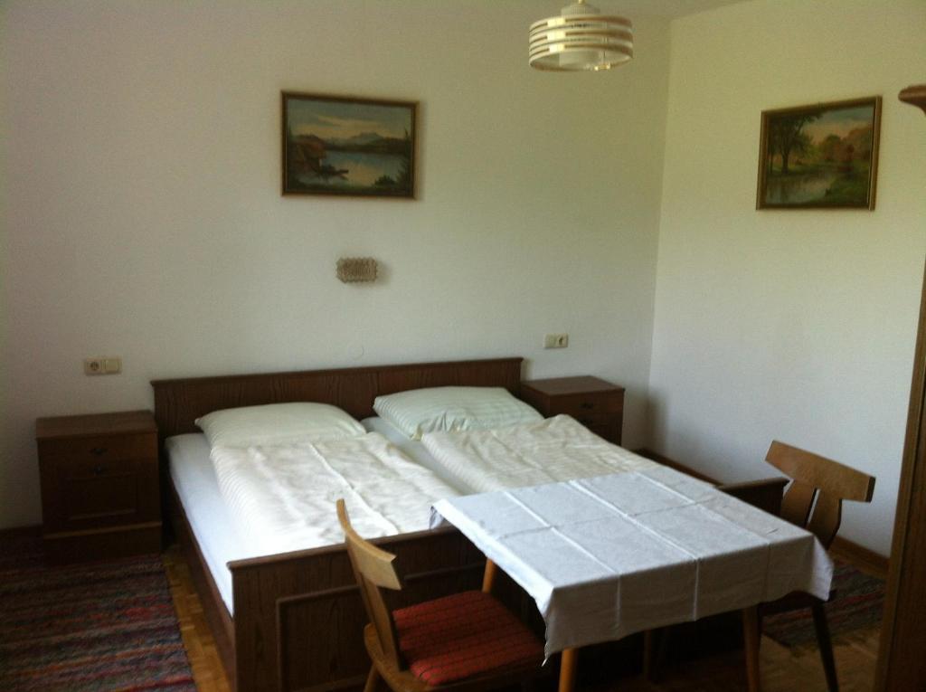 Gasthof Pension Steinberger Sankt Georgen im Attergau Rom bilde